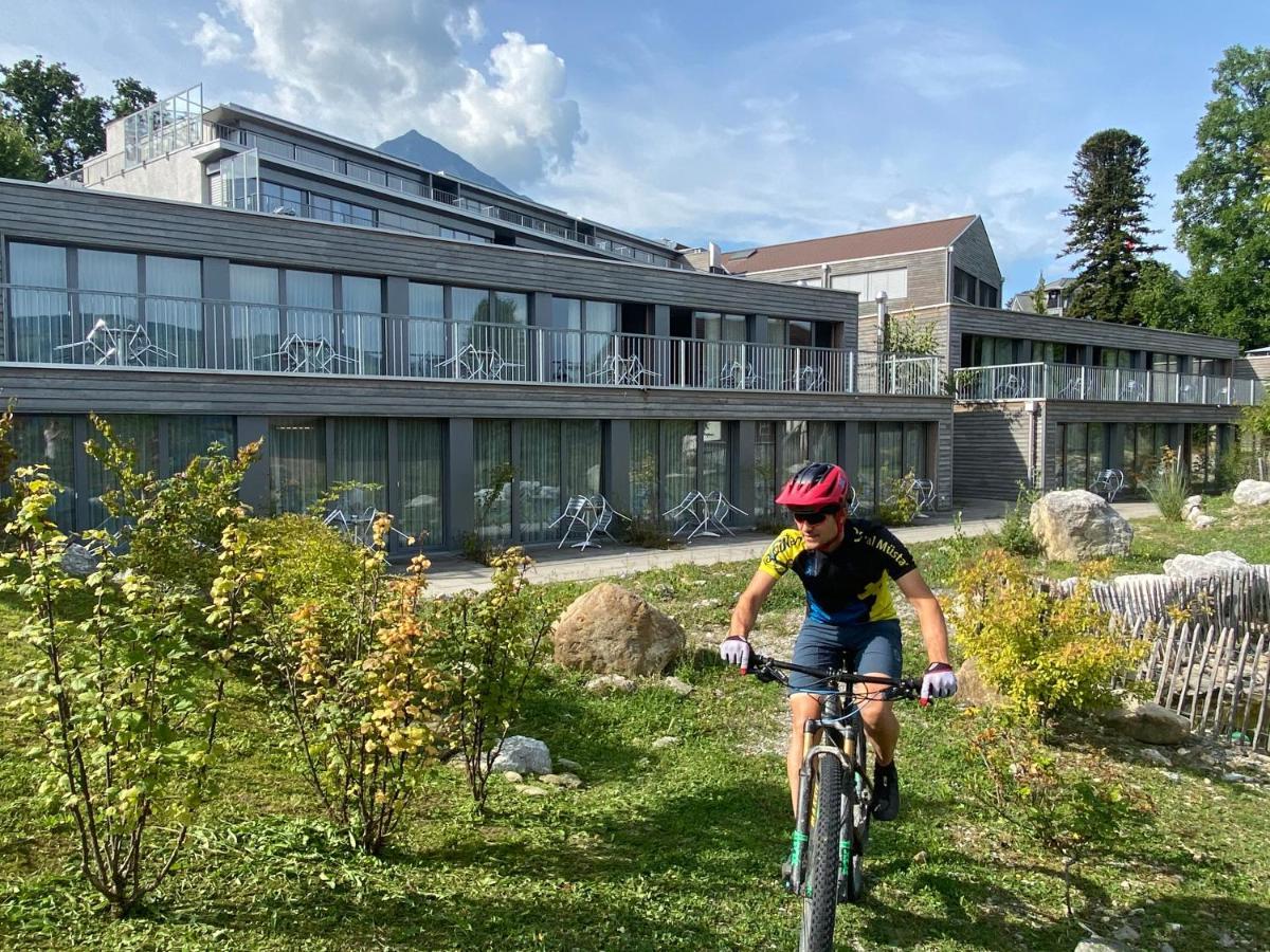 Hotel Seaside Spiez Esterno foto
