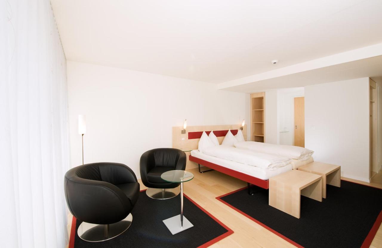 Hotel Seaside Spiez Esterno foto